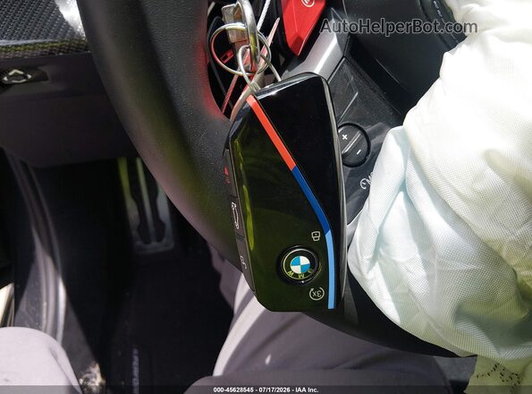 WBS83FK00TCV72241 2026 BMW M5 Black წინა პანელის ხედი