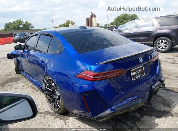 WBS83FK06SCT09928 2025 BMW M5 Blue Tył lewy