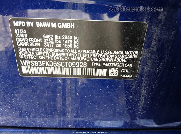 WBS83FK06SCT09928 2025 BMW M5 Blue Widok komory silnika