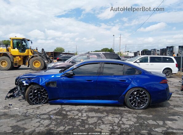 WBS83FK06SCT09928 2025 BMW M5 Blue 