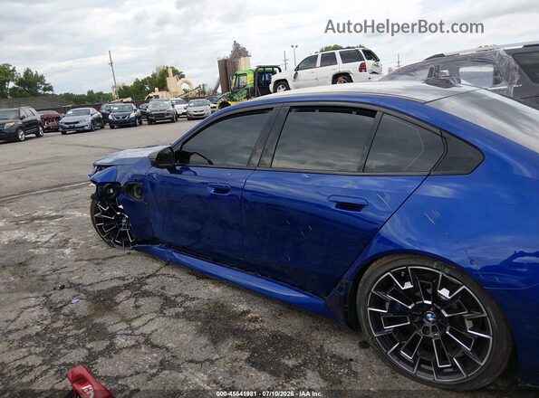 WBS83FK06SCT09928 2025 BMW M5 Blue 