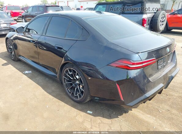 WBS83FK08TCV74108 2026 BMW M5 Black Tył lewy