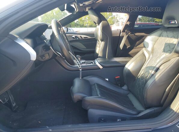 WBSAE0C04LCD54510 2020 BMW M8 Gray Widok wnętrza z przodu