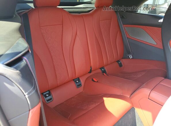 WBSDZ0C06RCR10856 2024 BMW M8 Black Vista de los asientos traseros
