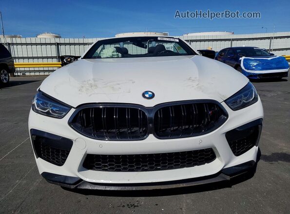 WBSDZ0C08RCP93779 2024 BMW M8 Белый Вид спереди