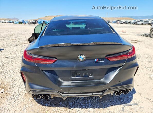 WBSGV0C00SCV92487 2025 BMW M8 Black Widok z tyłu
