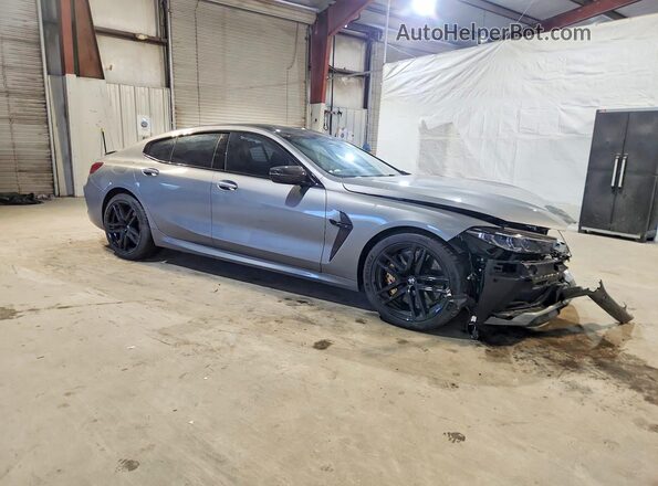 WBSGV0C05SCW14242 2025 BMW M8 Gray Передня права чверть