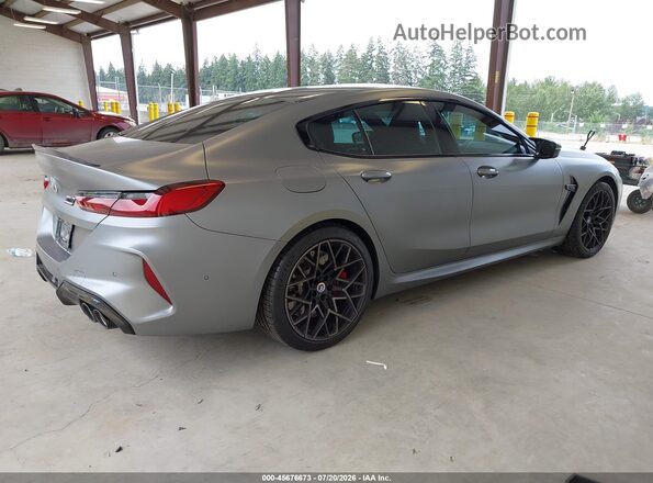 WBSGV0C09PCL06210 2023 BMW M8 Gray უკანა მარჯვენა