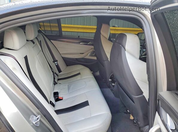 WBSJF0C59KB448442 2019 BMW M5 Black Vista de los asientos traseros
