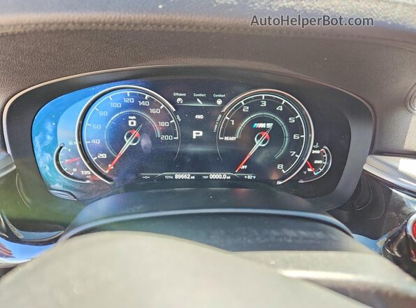 WBSJF0C5XKB446635 2019 BMW M5 Gray ხელსაწყოთა პანელის ხედი