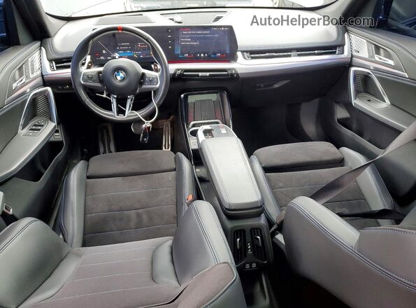 WBX13EF04R5Y33836 2024 BMW X1 Black Вид панелі приладів