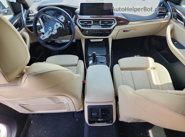 WBX47DP07NN134026 2022 BMW X3 White Առջևի վահանակի տեսք