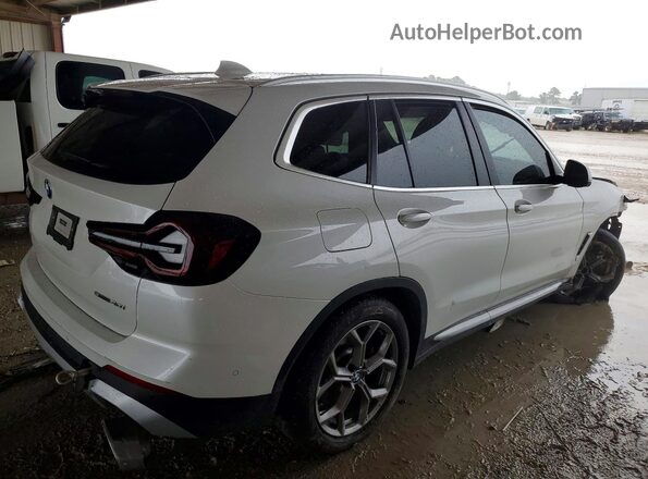 WBX47DP09RN290106 2024 BMW X3 White Rear right