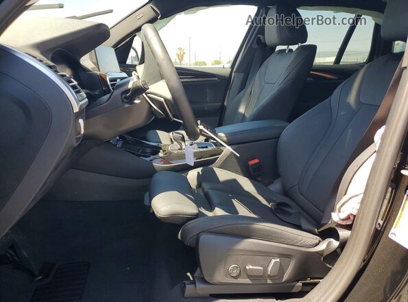 WBX47DP09RN301900 2024 BMW X3 Black Vista interior delantera