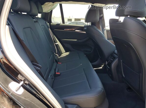 WBX47DP09RN301900 2024 BMW X3 Black Vista interior trasera