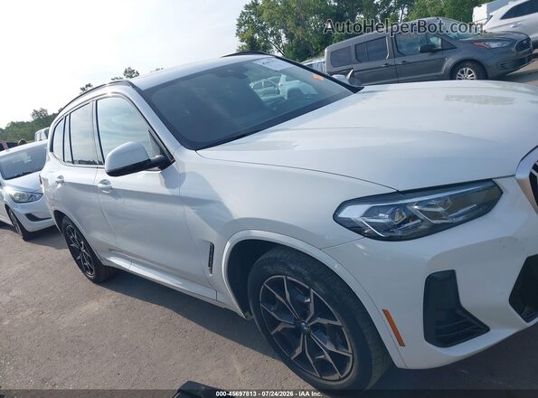 WBX57DP06NN176191 2022 BMW X3 White Vista interior trasera