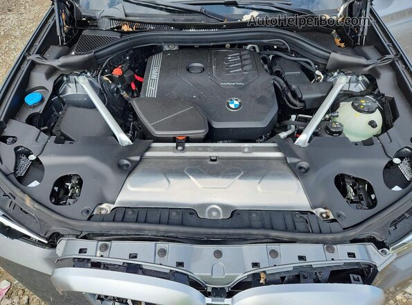 WBX57DP09RN297142 2024 BMW X3 Gray ძრავის განყოფილების ხედი