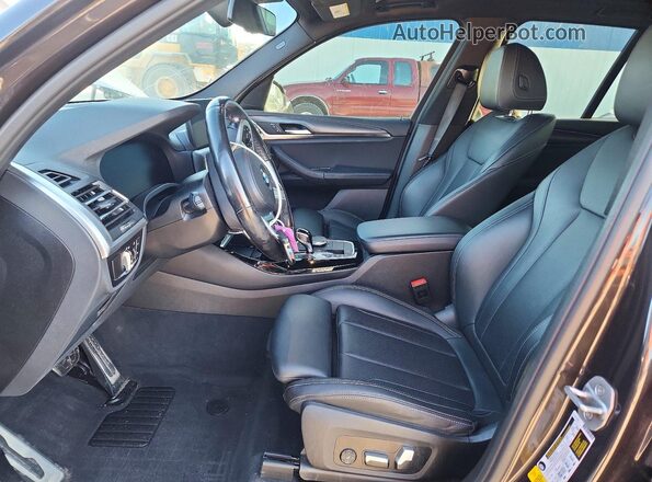 WBX57DP0XNN169650 2022 BMW X3 Угольный Вид салона спереди