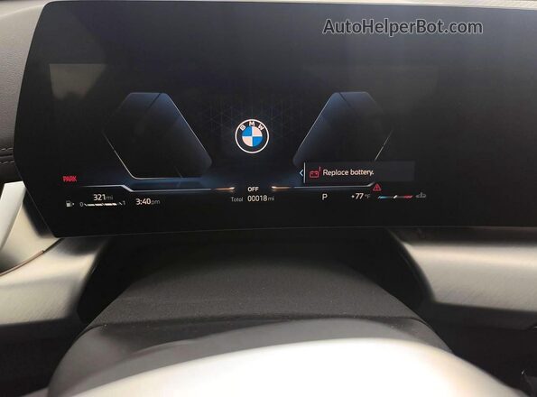 WBX73EF01T5481669 2026 BMW X1 Silver Вид панелі приладів