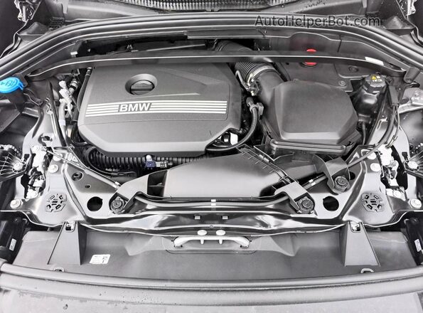 WBX73EF01T5481669 2026 BMW X1 Silver Вид підкапотного простору