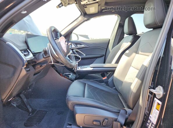 WBX73EF02S5316048 2025 BMW X1 Black Vista interior delantera