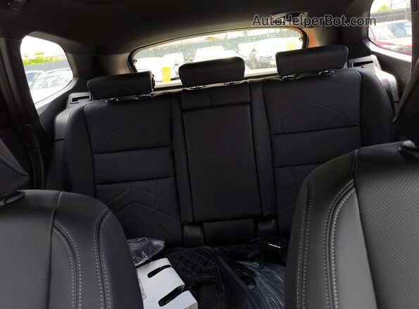 WBX73EF02T5541412 2026 BMW X1 Gray Vista interior trasera