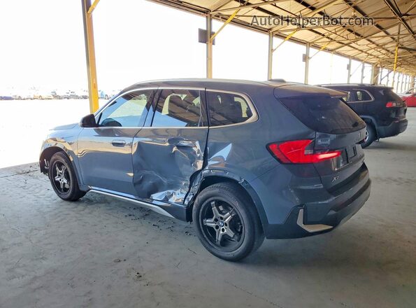 WBX73EF03S5166788 2025 BMW X1 Gray Trasero izquierdo