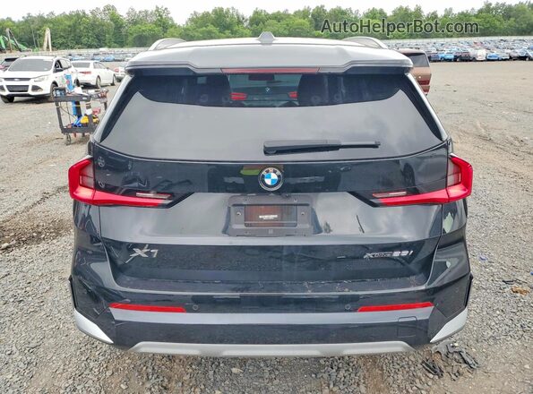 WBX73EF04P5W07853 2023 BMW X1 Black უკანა ხედი