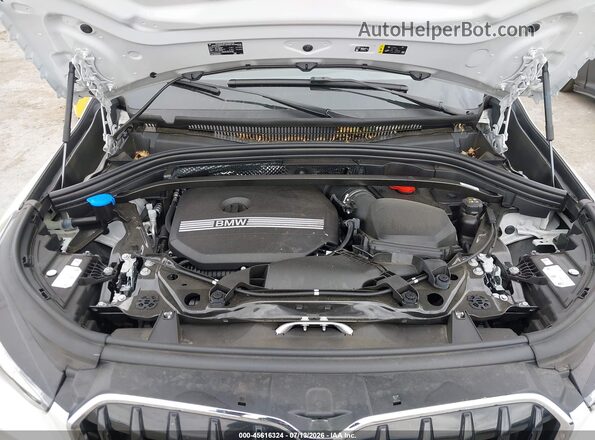 WBX73EF04P5W14737 2023 BMW X1 White Widok z tyłu