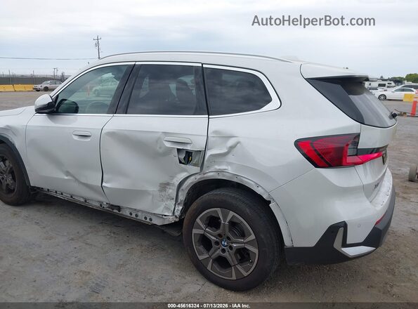 WBX73EF04P5W14737 2023 BMW X1 White Widok z przodu