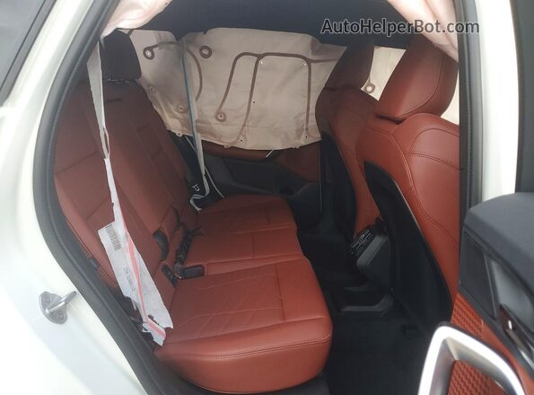 WBX73EF05T5400155 2026 BMW X1 White უკანა სალონის ხედი
