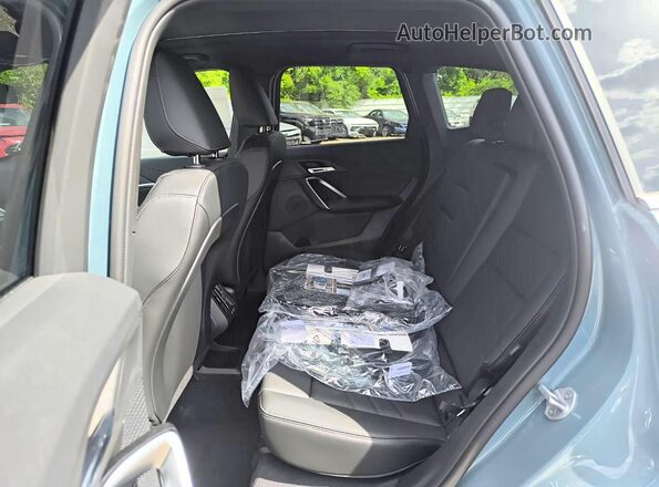 WBX73EF05T5612831 2026 BMW X1 Синий Вид подкапотного пространства