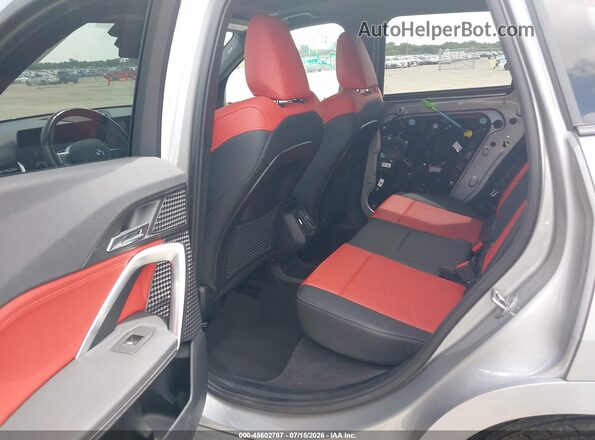 WBX73EF06P5X24348 2023 BMW X1 Gray Vista de la etiqueta del VIN
