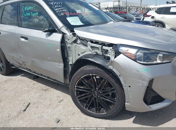 WBX73EF06P5X24348 2023 BMW X1 Gray Vista frontal