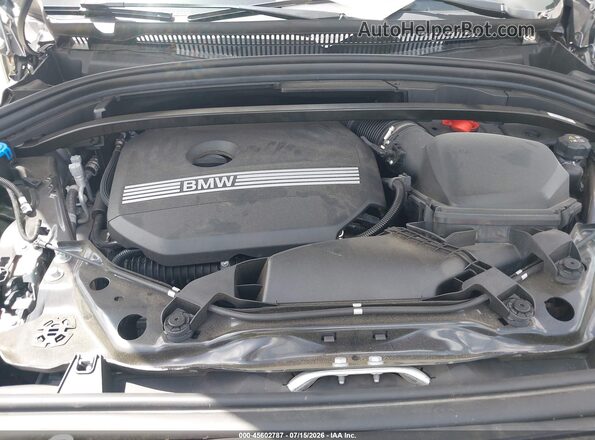 WBX73EF06P5X24348 2023 BMW X1 Gray Vista trasera