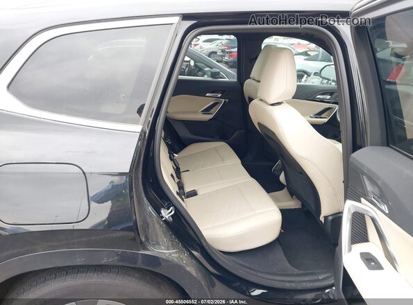 WBX73EF06R5Z19725 2024 BMW X1 Black Widok naklejki z numerem VIN