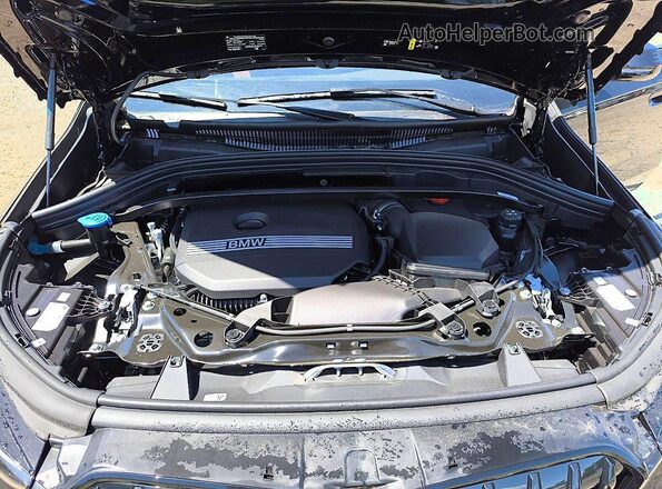 WBX73EF06T5599183 2026 BMW X1 Black Vista de la etiqueta del VIN
