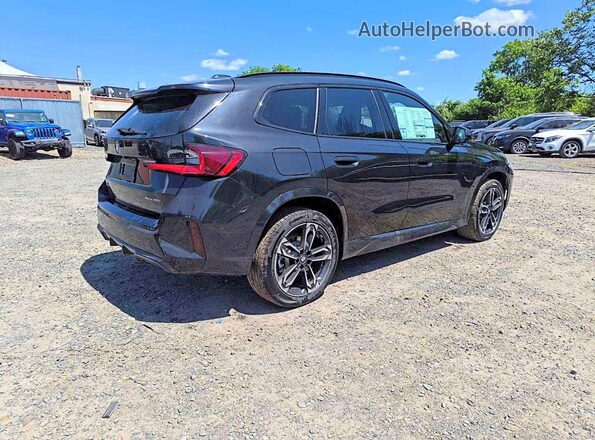 WBX73EF06T5599183 2026 BMW X1 Black Delantero derecho