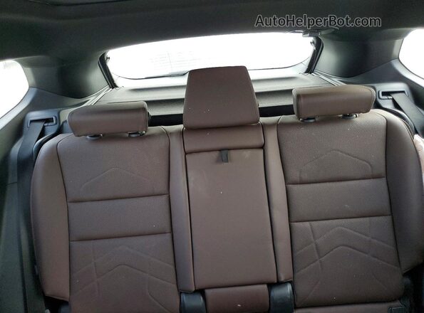 WBX73EF07S5395720 2025 BMW X1 Teal უკანა სავარძლების ხედი