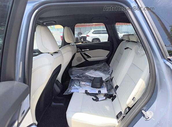 WBX73EF08T5540183 2026 BMW X1 Blue ძრავის განყოფილების ხედი