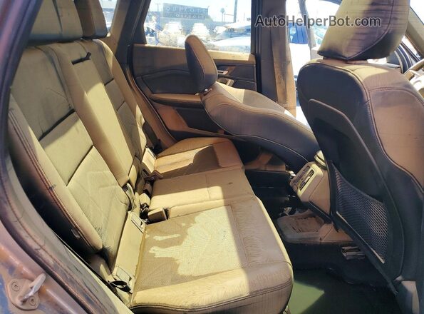 WBX73EF09P5Y03089 2023 BMW X1 Silver Հետևի նստատեղերի տեսք