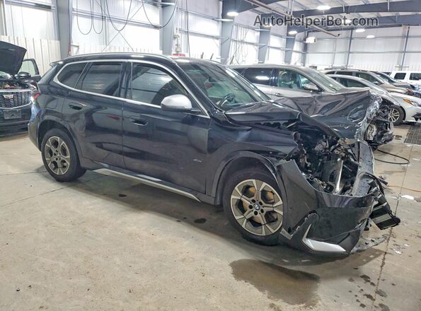 WBX73EF09R5Y55762 2024 BMW X1 Black Front right