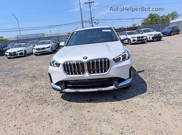 WBX73EF09T5594589 2026 BMW X1 White Vista frontal