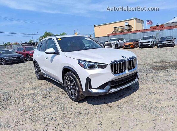 WBX73EF09T5594589 2026 BMW X1 White Trasero derecho
