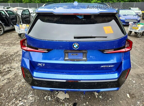WBX73EF0XR5Y78841 2024 BMW X1 Blue უკანა ხედი