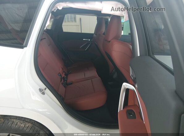 WBX73EF0XT5579504 2026 BMW X1 White Вид наклейки з VIN-кодом