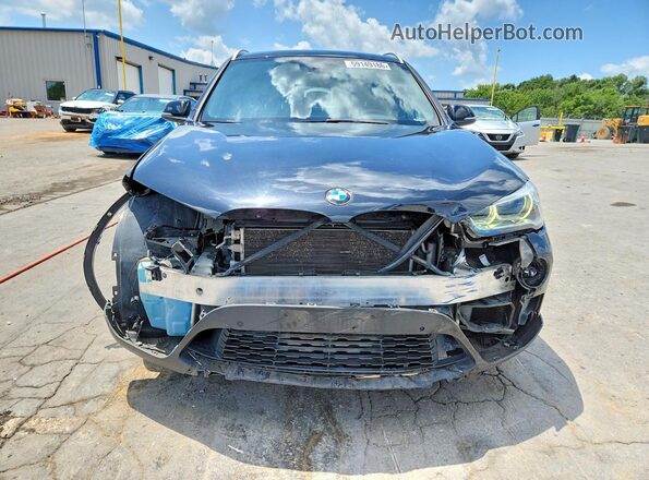 WBXHT3C30H5F80579 2017 BMW X1 Black Вид спереду