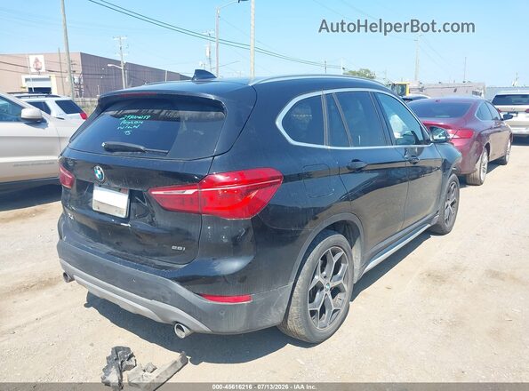 WBXHT3C30J5L30682 2018 BMW X1 Black Rear right