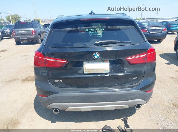 WBXHT3C30J5L30682 2018 BMW X1 Black 