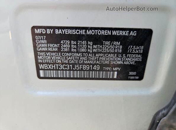 WBXHT3C31J5F89149 2018 BMW X1 White Вид підкапотного простору